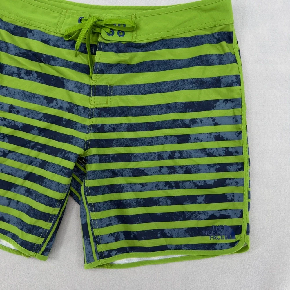The North Face Green & Blue Striped Whitecap Board Shorts Sz 38